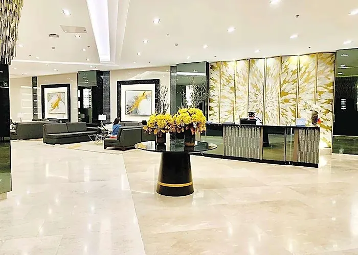 Gavin's Place @ Fame Residences 호텔